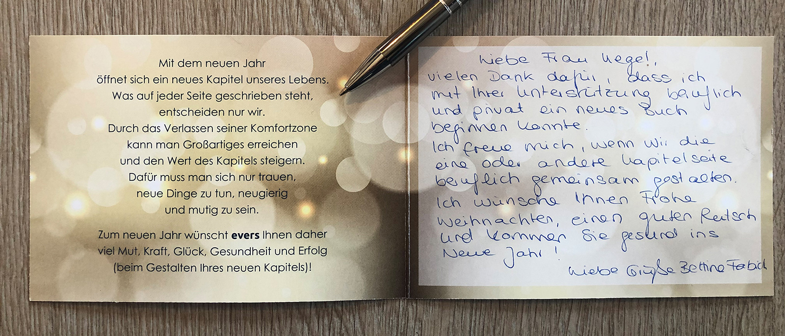 Eine handgeschriebene Grußkarte mit Dankesworten